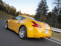 Nissan 370Z photo