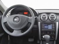 Nissan Almera 2012 photo