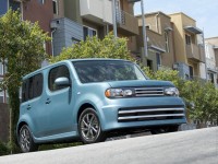 Nissan Cube photo