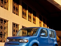 Nissan Cube photo