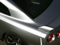 Nissan GT-R 2008 photo