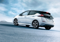 Nissan Leaf photo