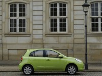 Nissan Micra 2010 photo