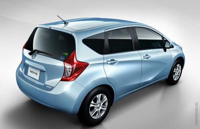 Nissan Note 2012   1