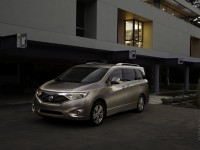 Nissan Quest photo